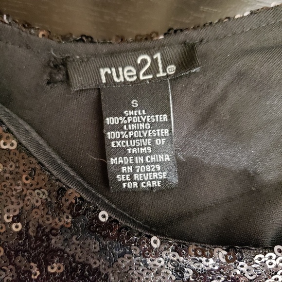 Rue 21 black sequined dress back zip size Small - Picture 2 of 6